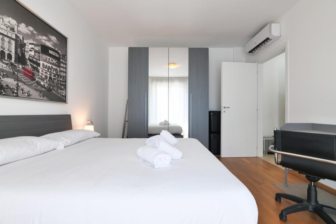 Primopiano - Bonomi Apartment มิลาน ภายนอก รูปภาพ