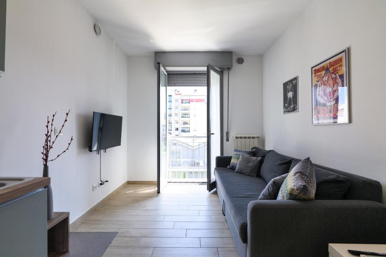 Primopiano - Bonomi Apartment มิลาน ภายนอก รูปภาพ