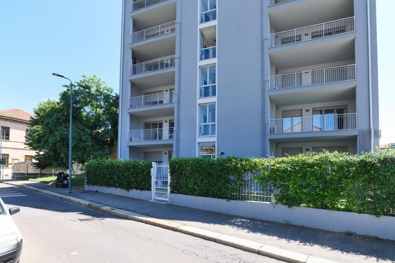 Primopiano - Bonomi Apartment มิลาน ภายนอก รูปภาพ