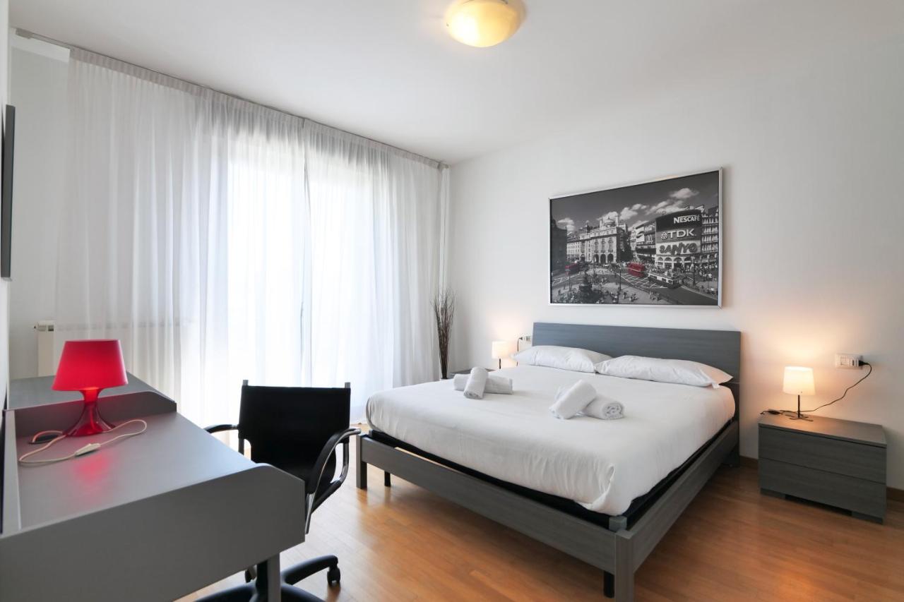 Primopiano - Bonomi Apartment มิลาน ภายนอก รูปภาพ