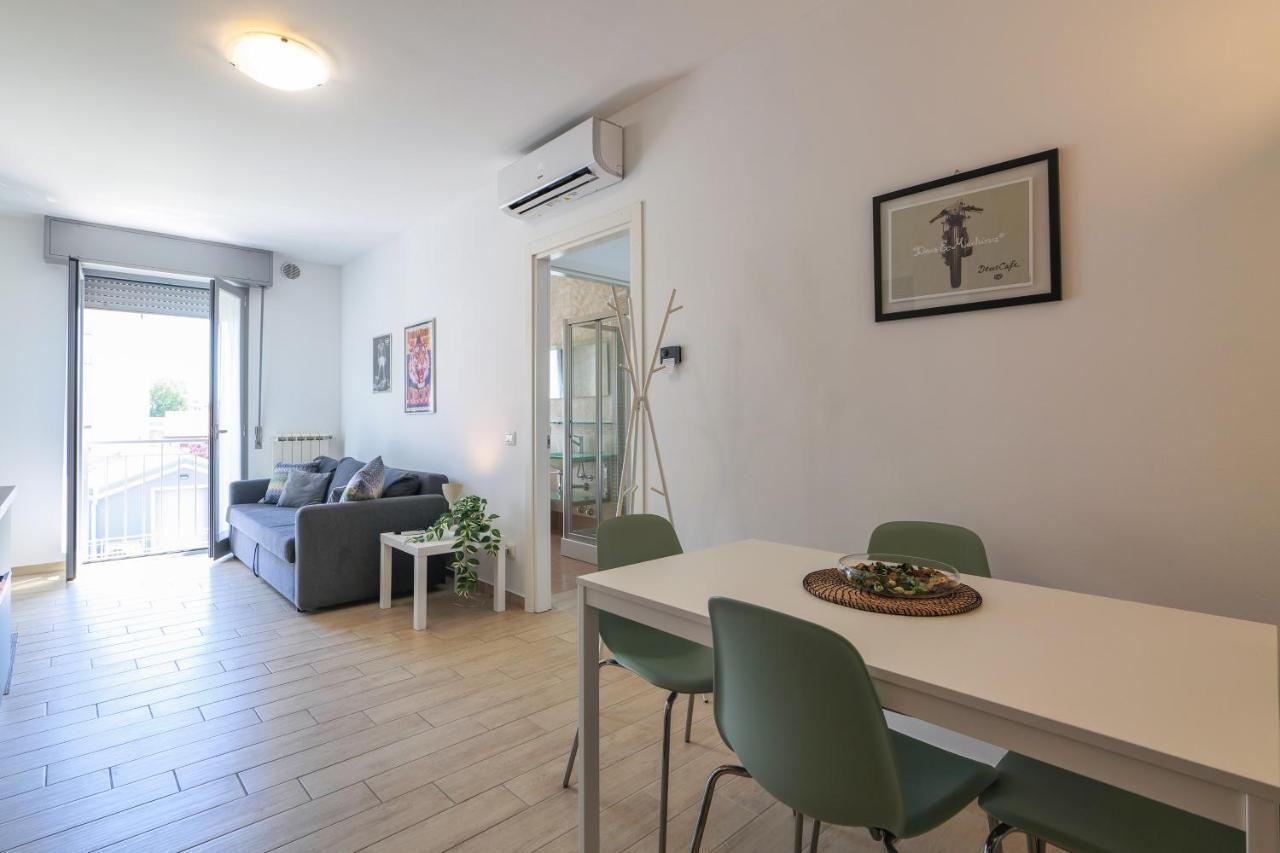 Primopiano - Bonomi Apartment มิลาน ภายนอก รูปภาพ