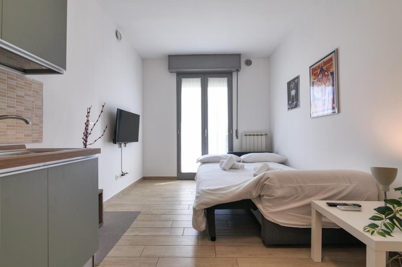 Primopiano - Bonomi Apartment มิลาน ภายนอก รูปภาพ