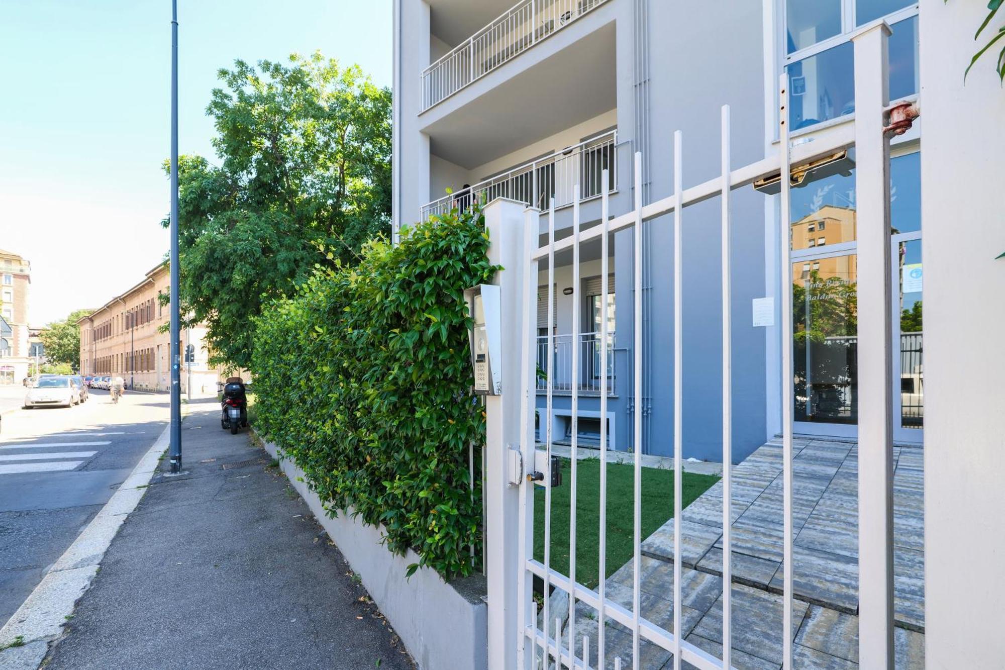 Primopiano - Bonomi Apartment มิลาน ภายนอก รูปภาพ
